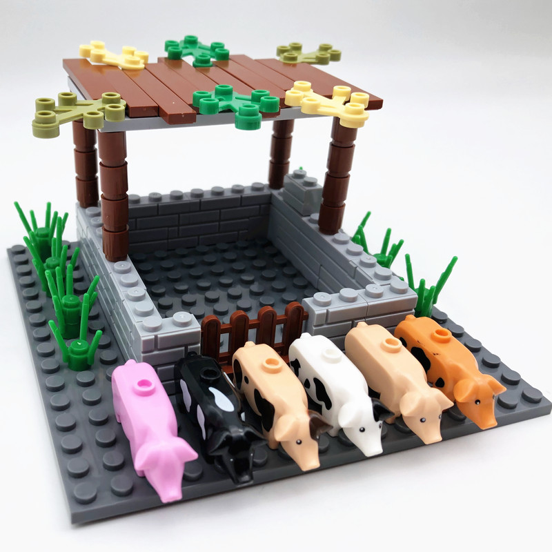 7056 aadq5a Build Your Own Piggery Ranch with the 2022 MOC Bricks Set