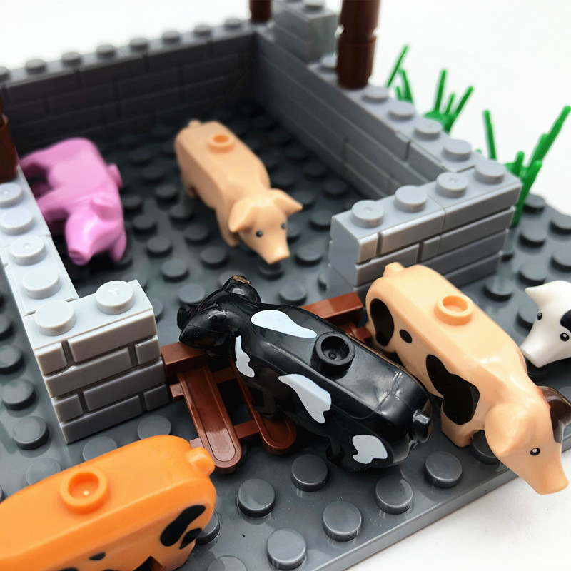 7056 j6t5uu Build Your Own Piggery Ranch with the 2022 MOC Bricks Set